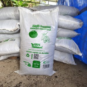 Bio Magic compost-Engrais organique,riches en Npk et oligo-éléments.lot de 10 sacs